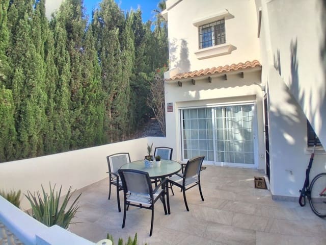 4 soverom Kjedet enebolig til salgs i Lomas de Campoamor - Las Ramblas, Orihuela med svømmebasseng garasje - € 499 990 (Ref: 9426833)