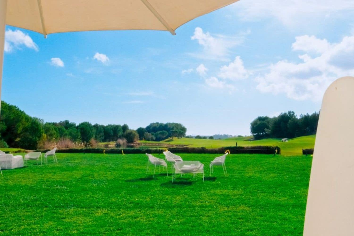 2 bedroom Apartment for sale in Las Colinas Golf with pool garage - € 350,000 (Ref: 9439567)