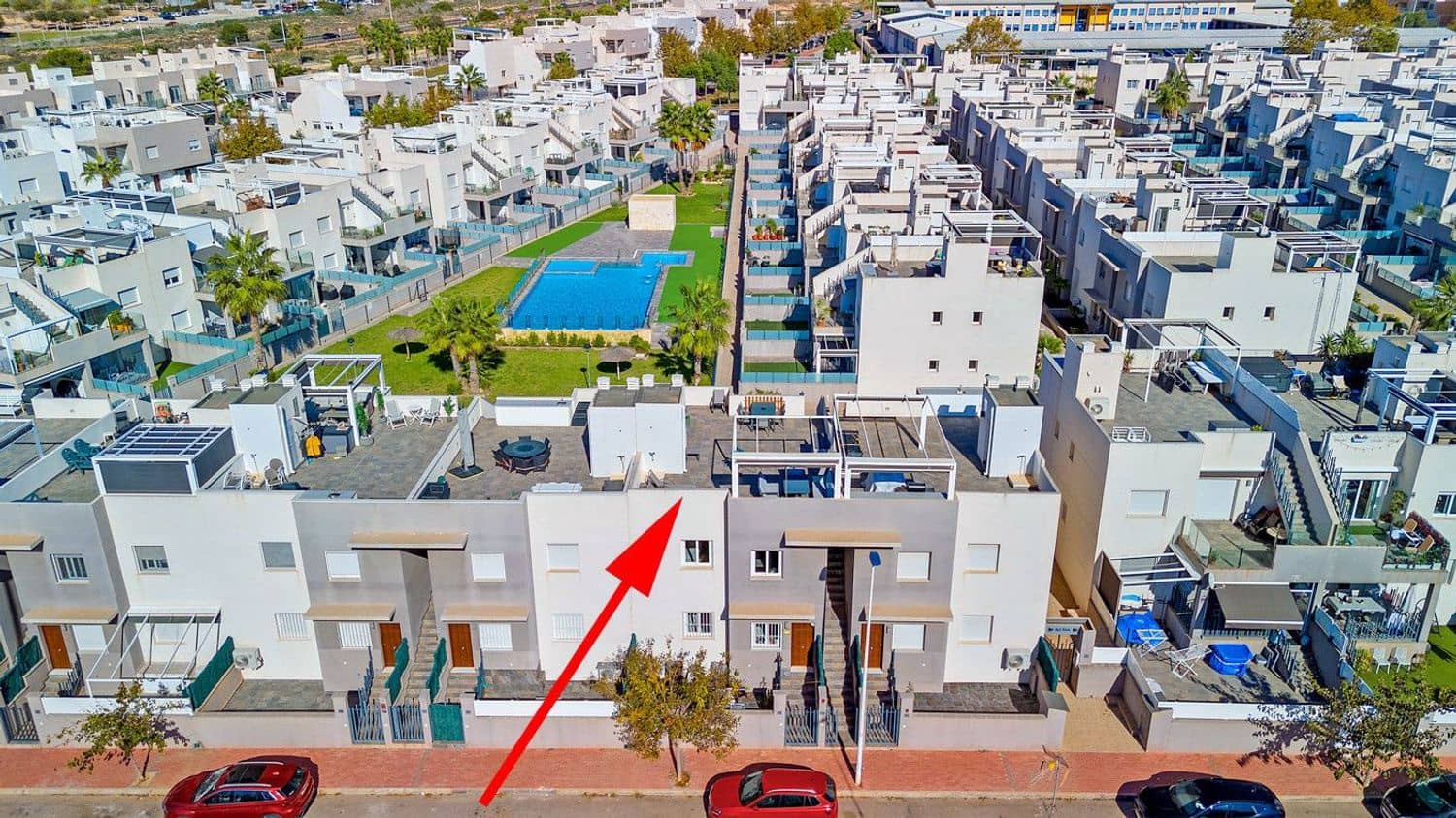 2 Zimmer Apartment zu verkaufen in Torrevieja mit Pool Garage - 284.000 € (Ref: 9450426)