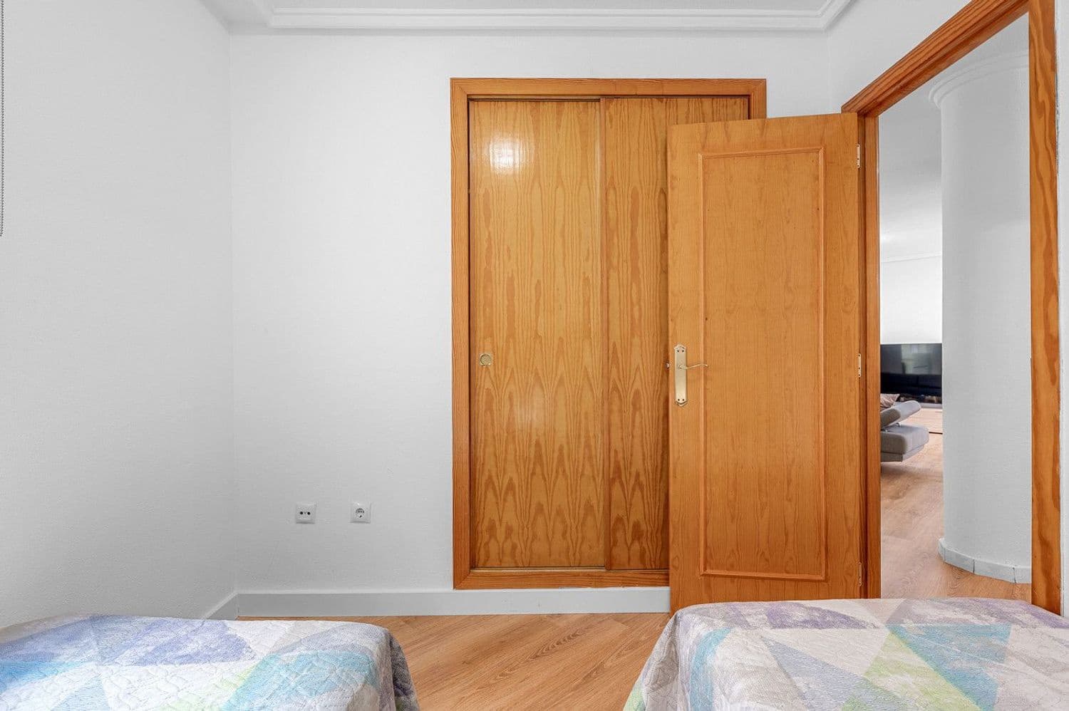 3 Zimmer Apartment zu verkaufen in Torrevieja mit Pool Garage - 174.000 € (Ref: 9451964)