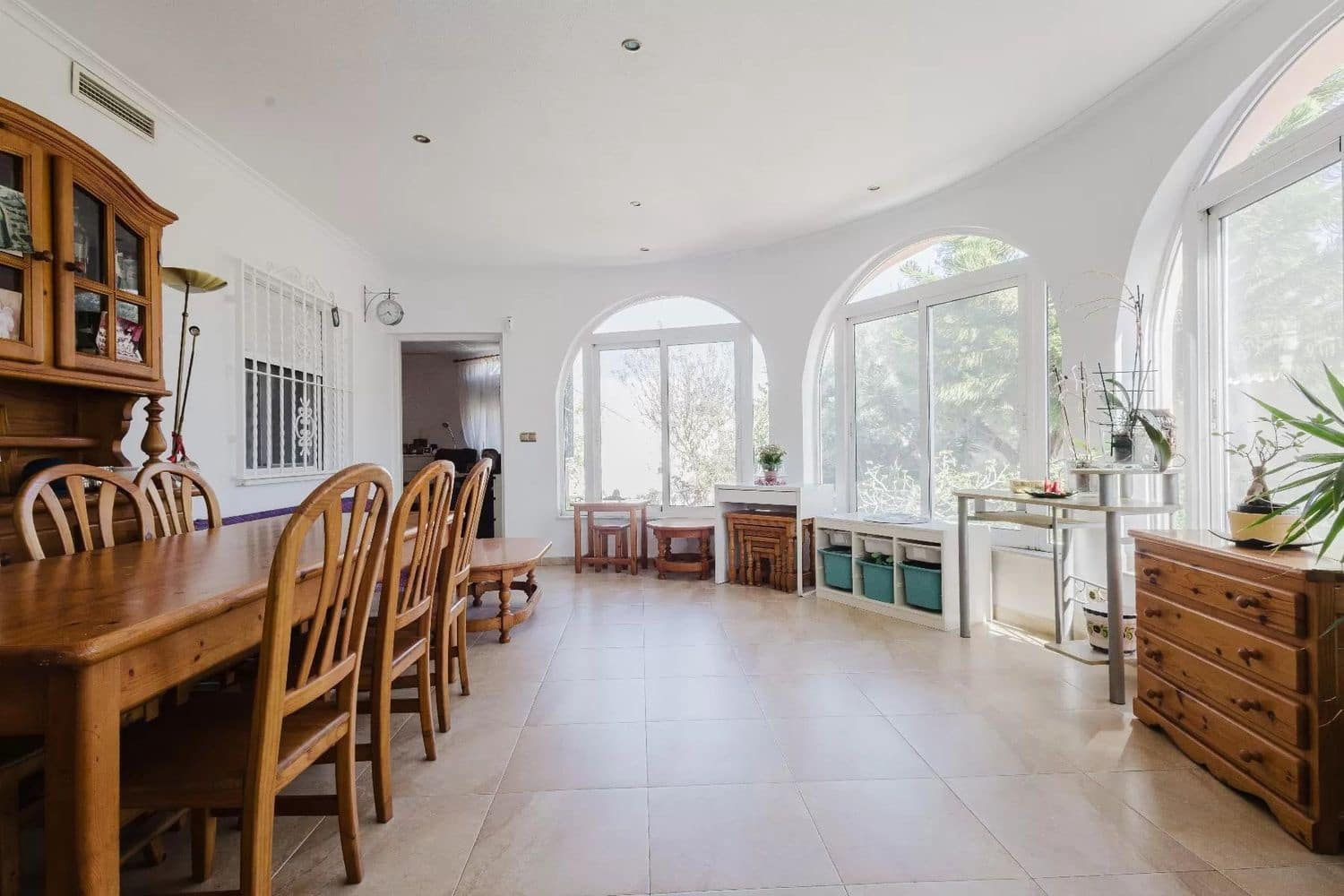 6 sypialnia Willa na sprzedaż w Torrevieja z basenem garażem - 449 000 € (Ref: 9451965)