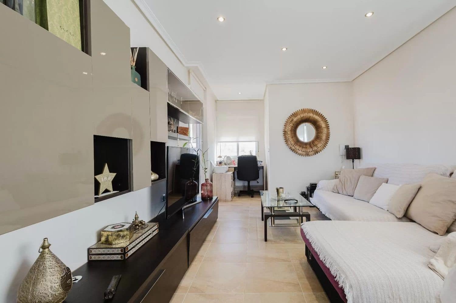 6 sypialnia Willa na sprzedaż w Torrevieja z basenem garażem - 449 000 € (Ref: 9451965)