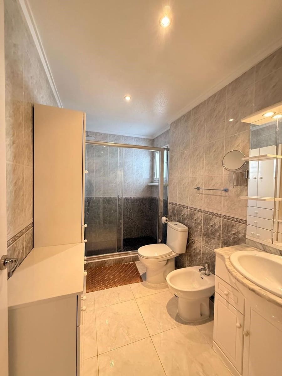 2 Zimmer Villa zu verkaufen in Orihuela Costa mit Pool Garage - 340.000 € (Ref: 9452742)