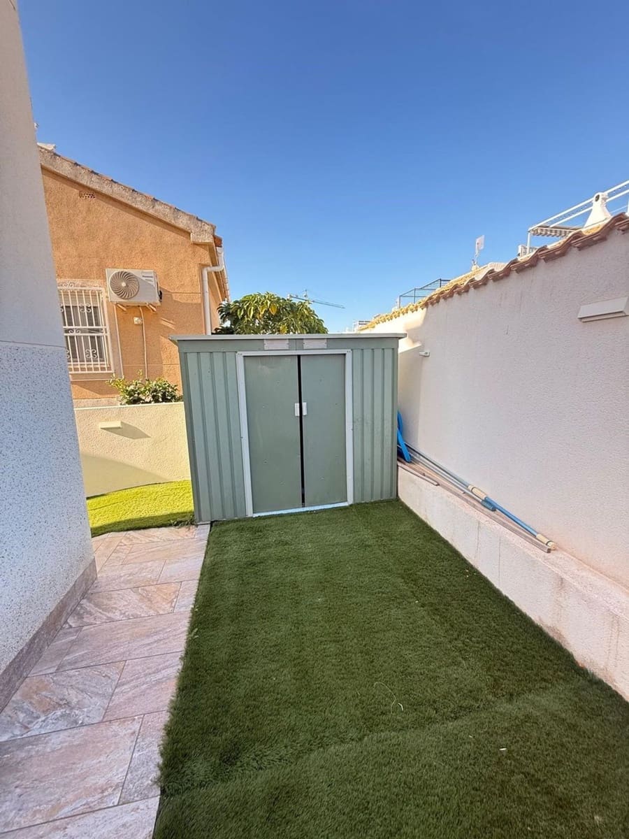 2 Zimmer Villa zu verkaufen in Orihuela Costa mit Pool Garage - 340.000 € (Ref: 9452742)