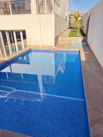 2 Zimmer Villa zu verkaufen in La Florida, Orihuela mit Pool Garage - 340.000 € (Ref: 9452742)