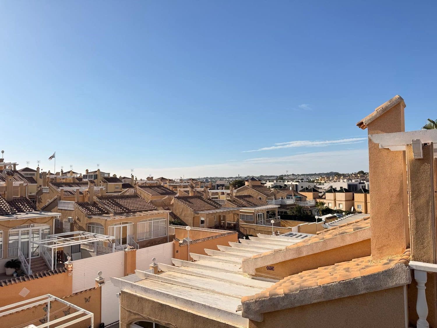 2 Zimmer Villa zu verkaufen in Orihuela Costa mit Pool Garage - 340.000 € (Ref: 9452742)