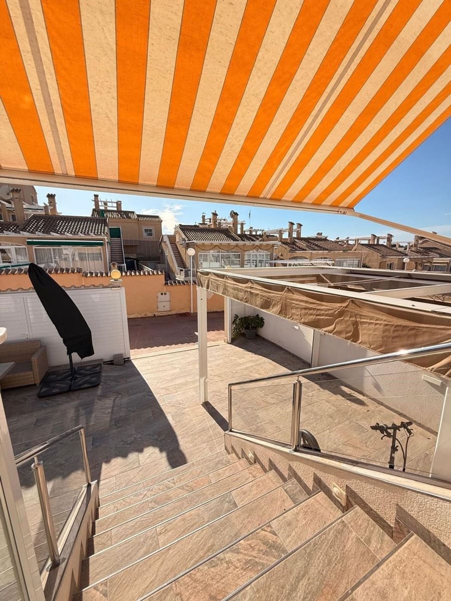 2 Zimmer Villa zu verkaufen in Orihuela Costa mit Pool Garage - 340.000 € (Ref: 9452742)