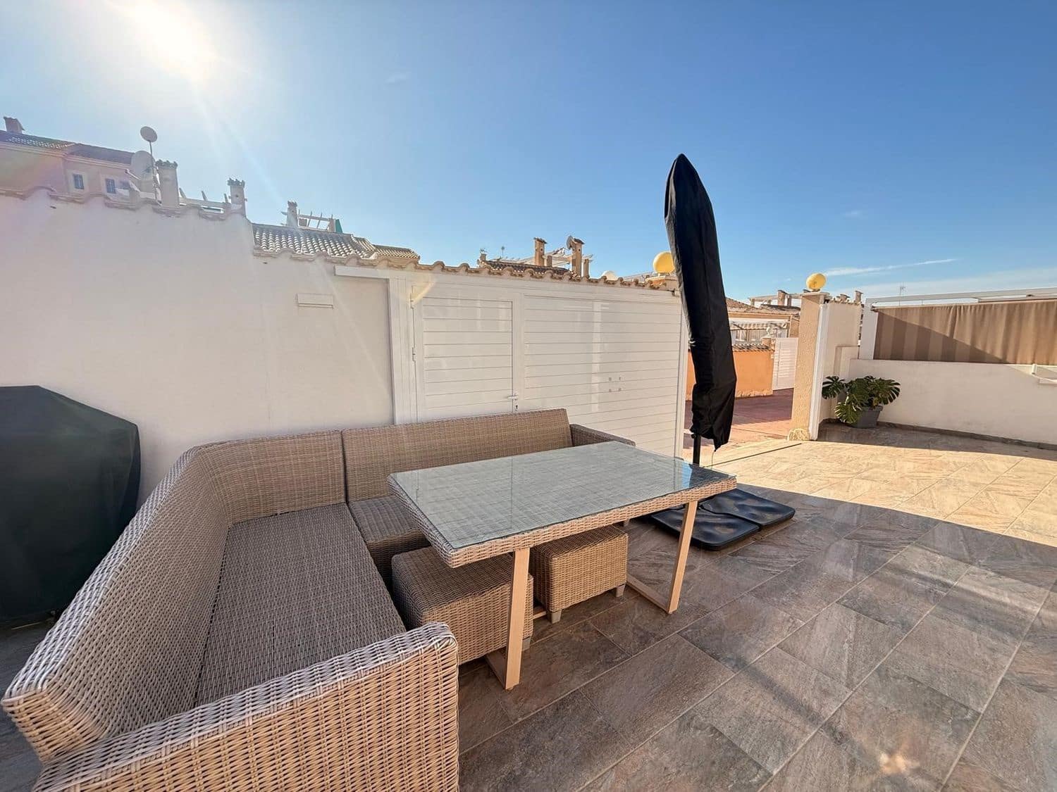 2 Zimmer Villa zu verkaufen in Orihuela Costa mit Pool Garage - 340.000 € (Ref: 9452742)