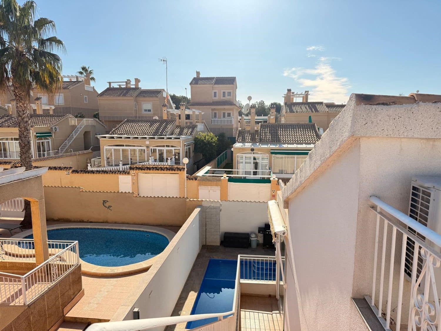 2 Zimmer Villa zu verkaufen in Orihuela Costa mit Pool Garage - 340.000 € (Ref: 9452742)