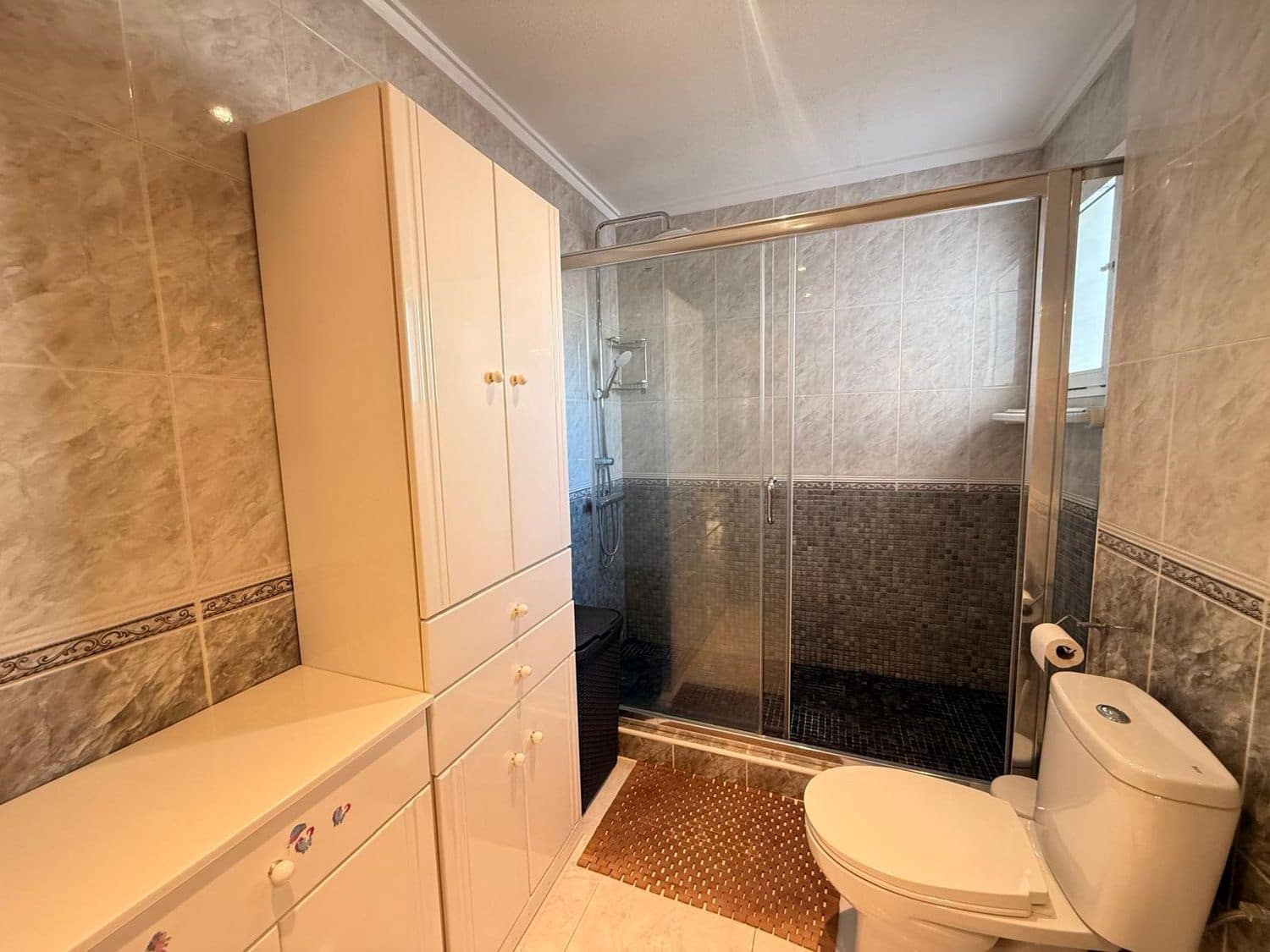 2 Zimmer Villa zu verkaufen in Orihuela Costa mit Pool Garage - 340.000 € (Ref: 9452742)