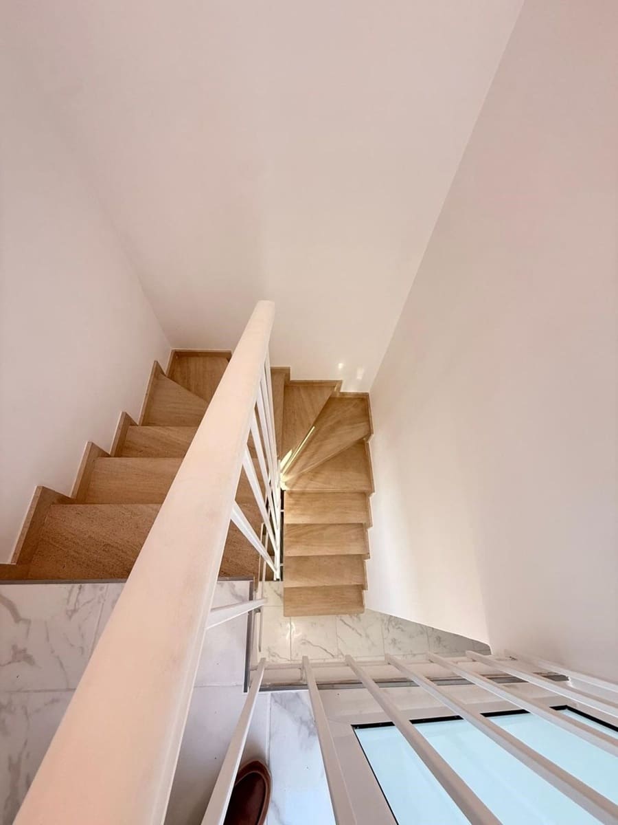 3 Zimmer Haus zu verkaufen in Torrevieja mit Pool Garage - 229.000 € (Ref: 9461007)