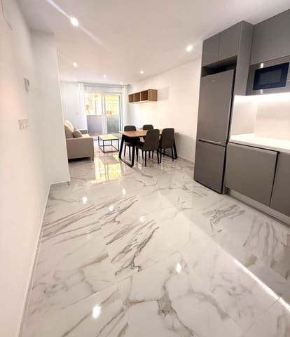 2 slaapkamer Appartement te koop in Parque de las Naciones, Torrevieja met garage - € 239.000 (Ref: 9468011)