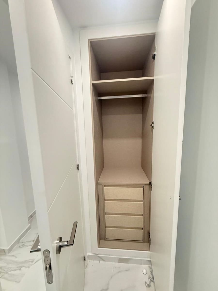 2 quarto Apartamento para venda em Torrevieja com garagem - 239 000 € (Ref: 9468011)