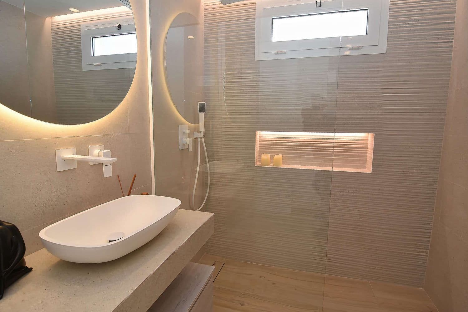 Apartamento de 2 habitaciones en Guardamar del Segura en venta con piscina garaje - 294.000 € (Ref: 9470574)