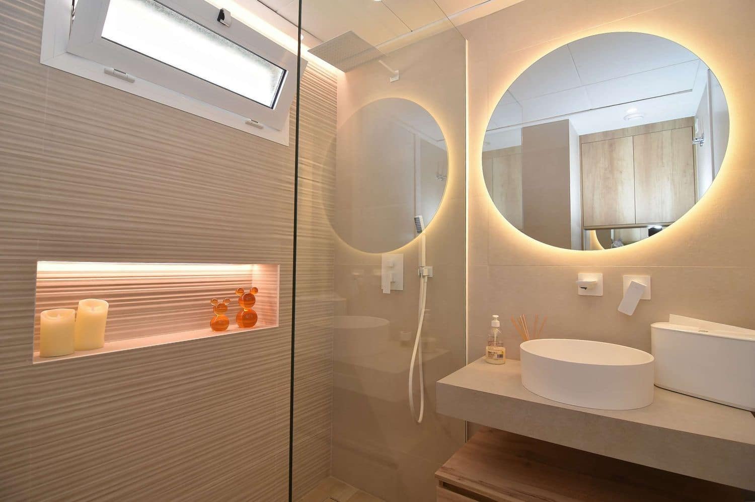 Apartamento de 2 habitaciones en Guardamar del Segura en venta con piscina garaje - 294.000 € (Ref: 9470574)