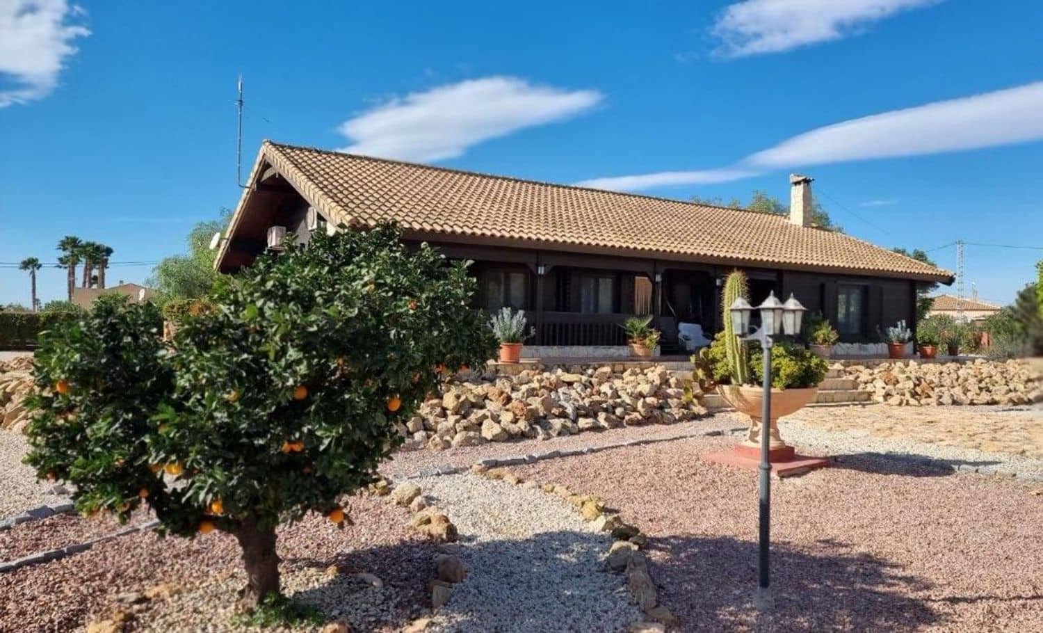 4 soveværelse Villa til salg i Catral med swimmingpool garage - € 829.000 (Ref: 9481751)