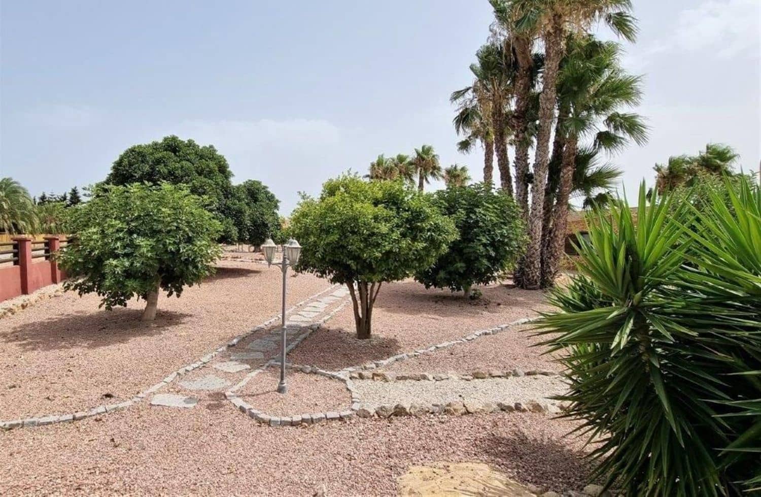 4 soveværelse Villa til salg i Catral med swimmingpool garage - € 829.000 (Ref: 9481751)