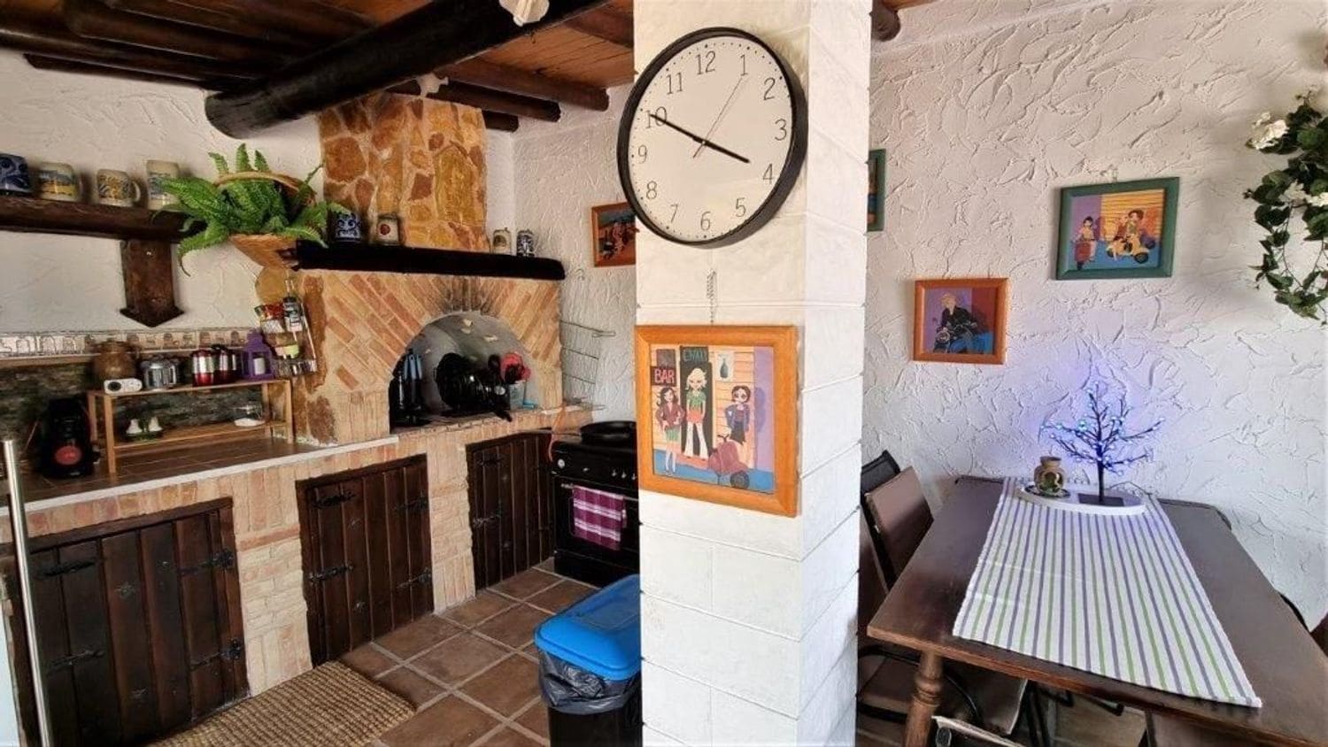 4 soveværelse Villa til salg i Catral med swimmingpool garage - € 829.000 (Ref: 9481751)