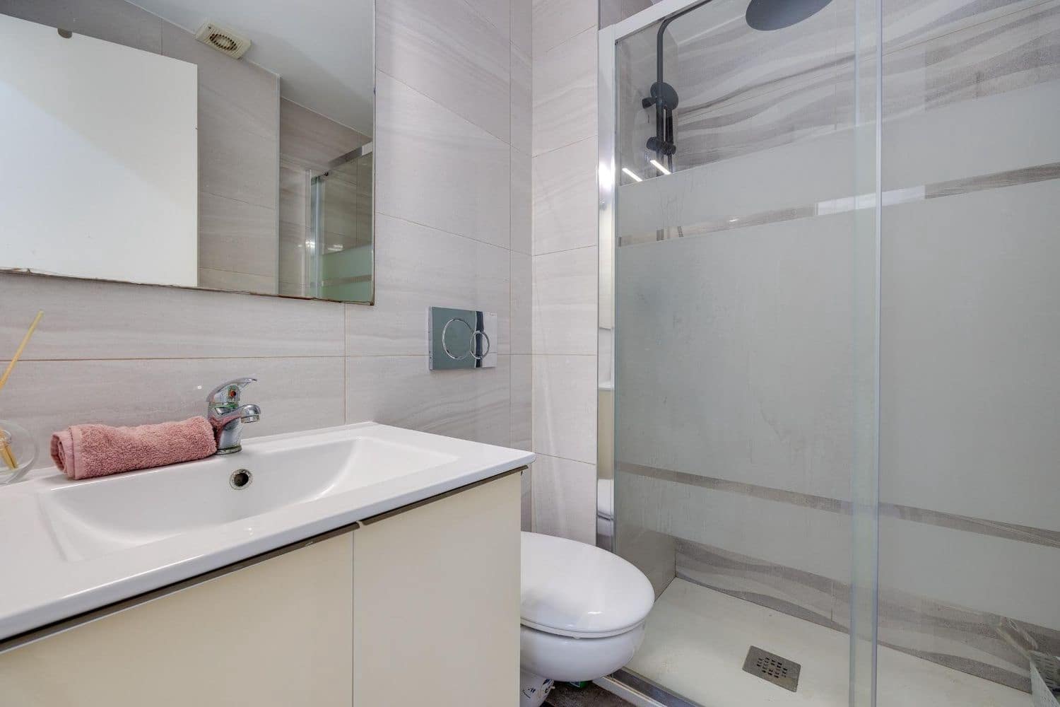 3 quarto Apartamento para venda em Torrevieja com garagem - 180 000 € (Ref: 9501908)