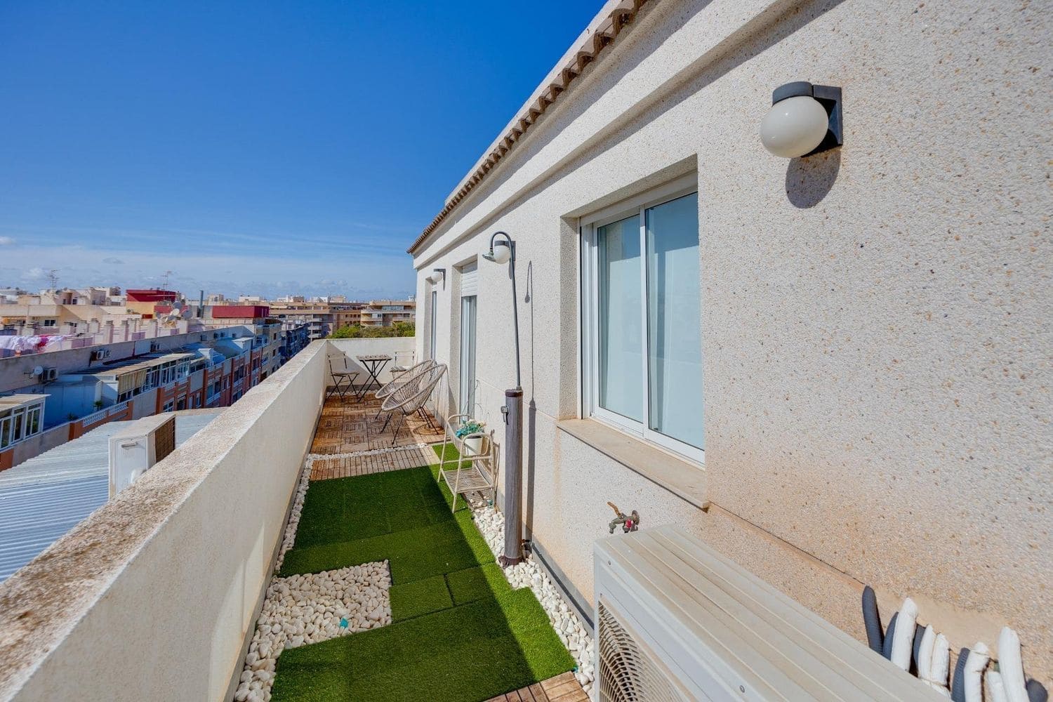 3 quarto Apartamento para venda em Torrevieja com garagem - 180 000 € (Ref: 9501908)