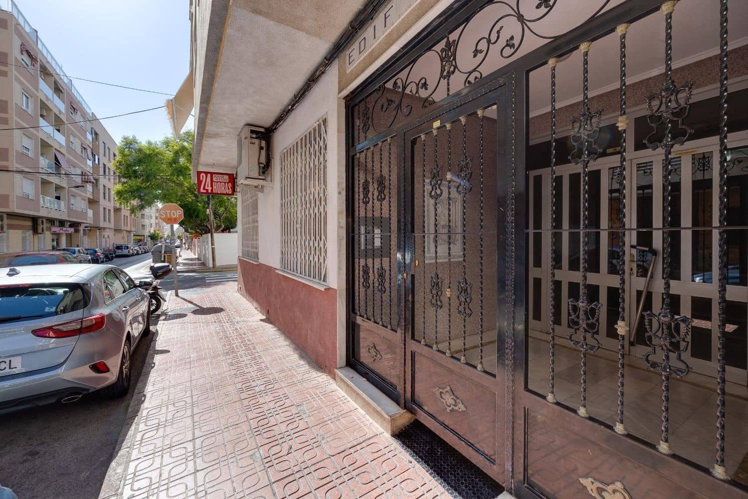 3 quarto Apartamento para venda em Torrevieja com garagem - 180 000 € (Ref: 9501908)