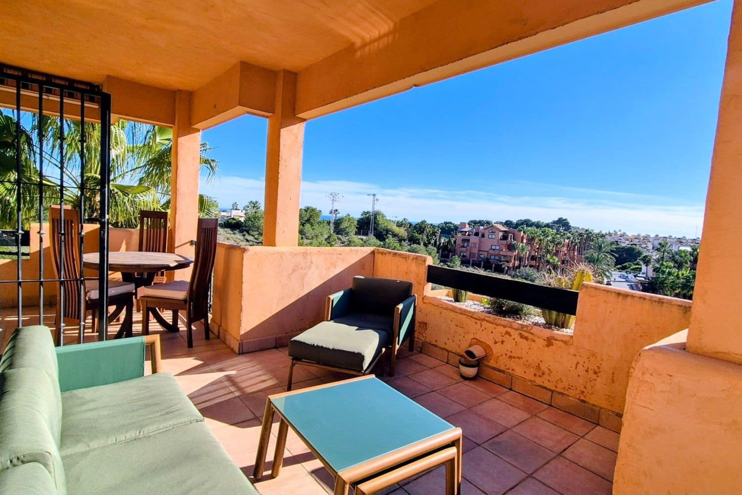 2 soverom Leilighet til salgs i Orihuela Costa med svømmebasseng garasje - € 235 000 (Ref: 9508199)