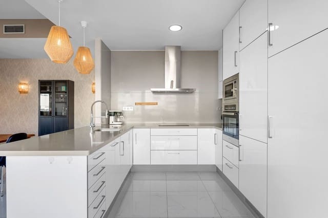 5 camera da letto Villa in vendita in Villamartín - Las Filipinas, Orihuela con piscina garage - 469.000 € (Rif: 9520652)