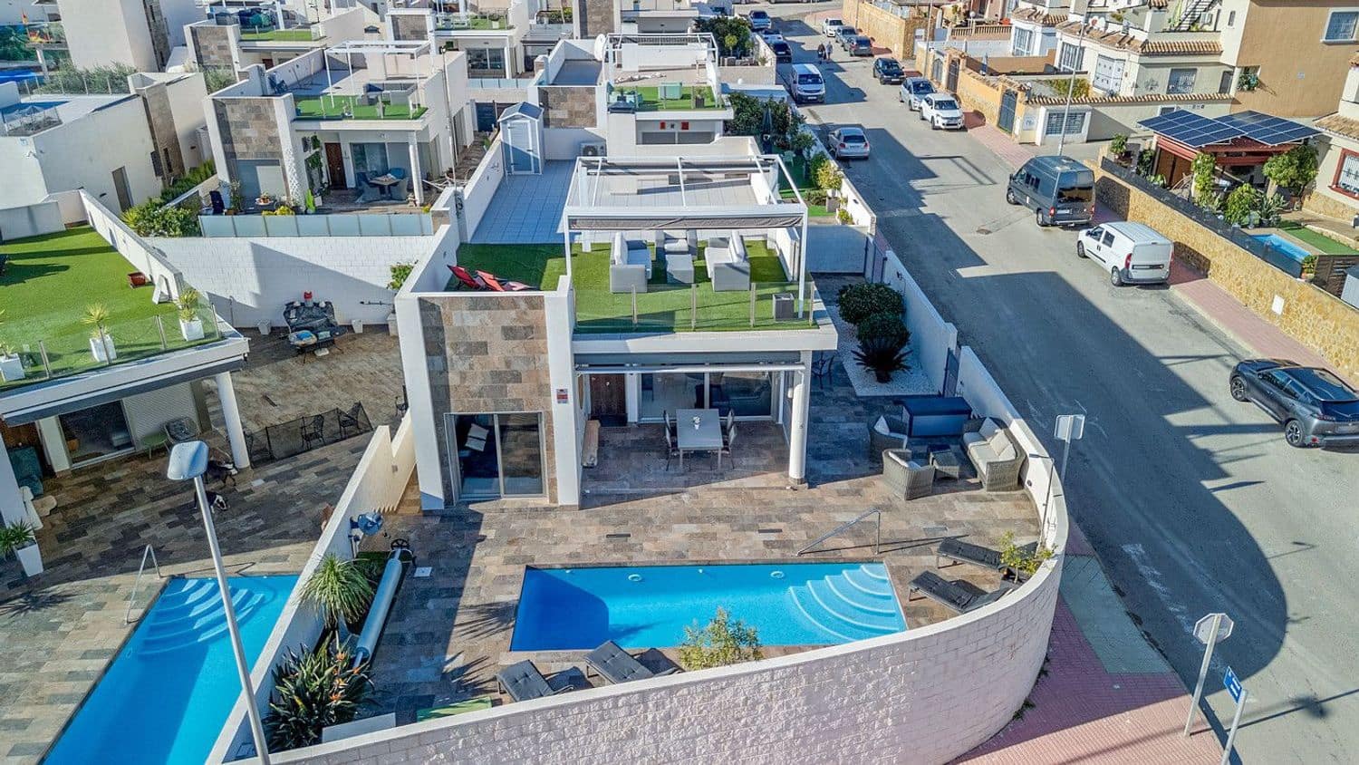 5 camera da letto Villa in vendita in Orihuela Costa con piscina garage - 469.000 € (Rif: 9520652)