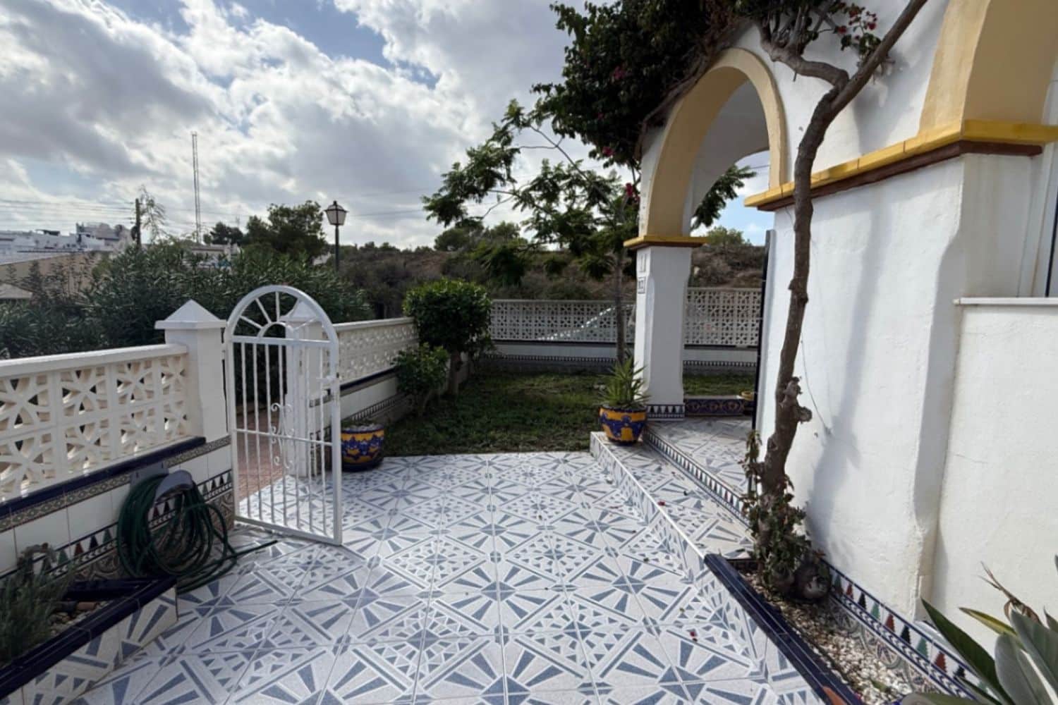 Casa de 2 habitaciones en San Miguel de Salinas en venta con piscina garaje - 199.900 € (Ref: 9525941)