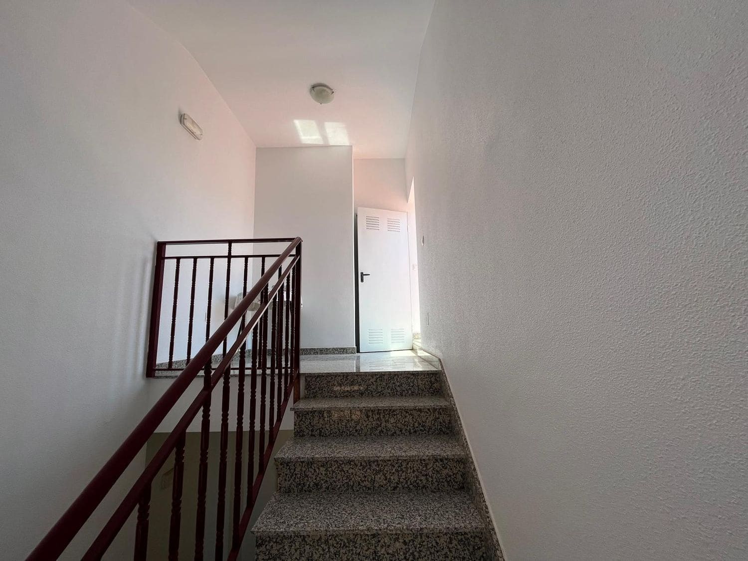 Yritys myytävänä paikassa San Pedro del Pinatar - 487 830 € (Ref: 9526037)