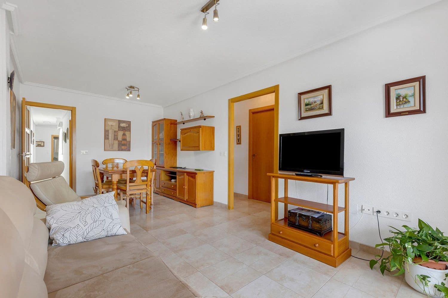 3 soveværelse Lejlighed til salg i Torrevieja med garage - € 194.900 (Ref: 9529206)