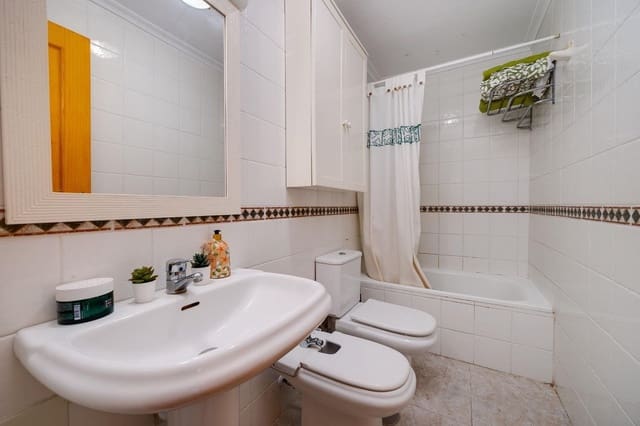 1 Zimmer Apartment zu verkaufen in Playa de los Náufragos, Torrevieja mit Garage - 120.000 € (Ref: 9533458)