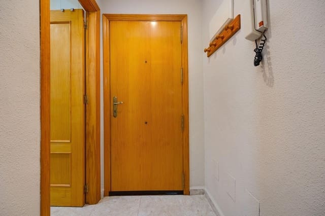 1 Zimmer Apartment zu verkaufen in Playa de los Náufragos, Torrevieja mit Garage - 120.000 € (Ref: 9533458)