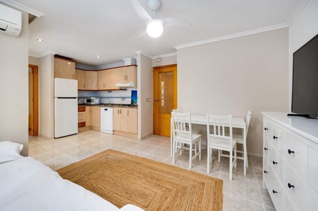 1 makuuhuone Huoneisto myytävänä paikassa Playa de los Náufragos, Torrevieja mukana 
autotalli - 120 000 € (Ref: 9533458)