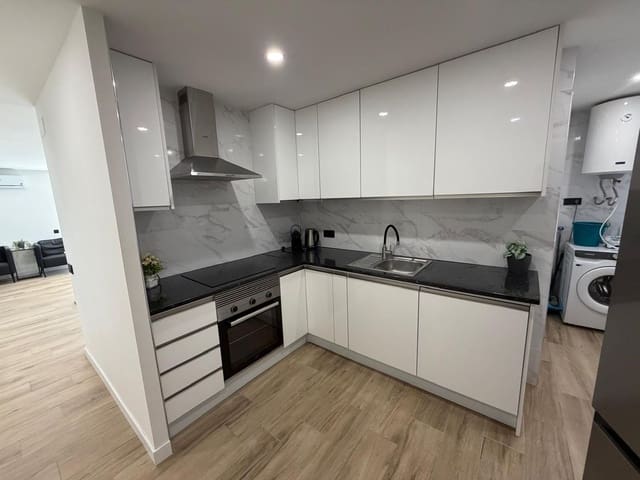 3 Zimmer Apartment zu verkaufen in Playa de los Náufragos, Torrevieja mit Pool Garage - 289.000 € (Ref: 9535475)