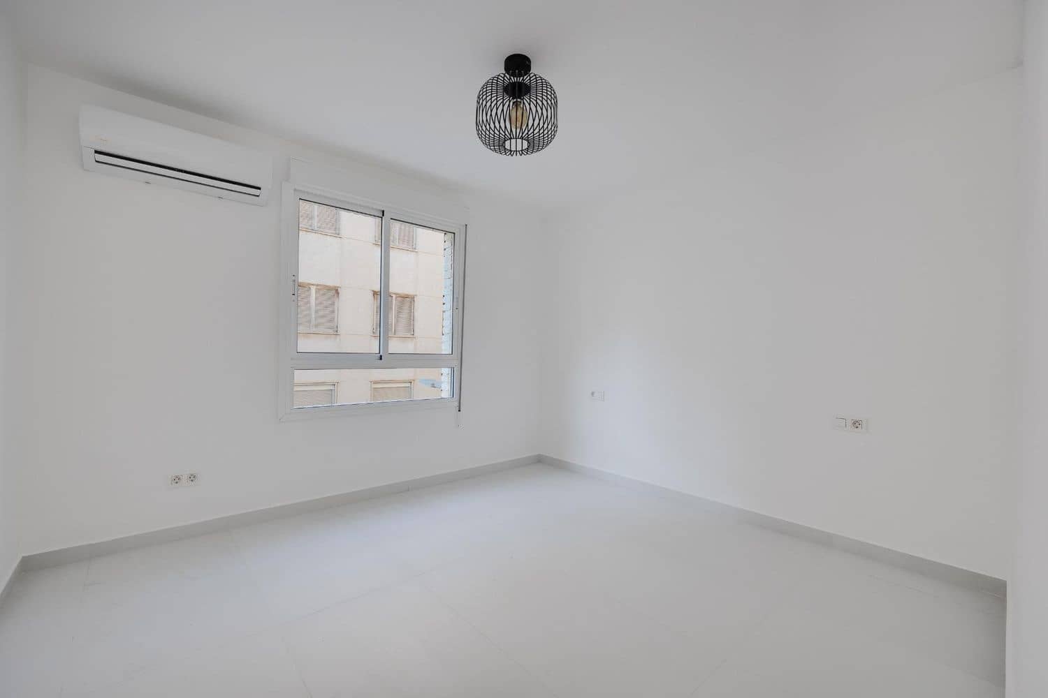 3 Zimmer Apartment zu verkaufen in Torrevieja mit Garage - 259.000 € (Ref: 9535476)