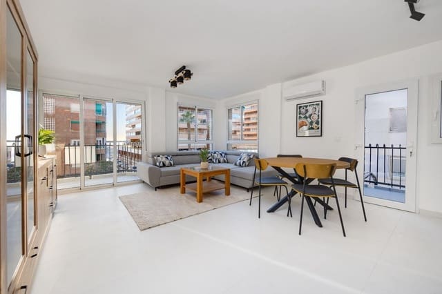 3 Zimmer Apartment zu verkaufen in Playa del Acequión, Torrevieja mit Garage - 259.000 € (Ref: 9535476)