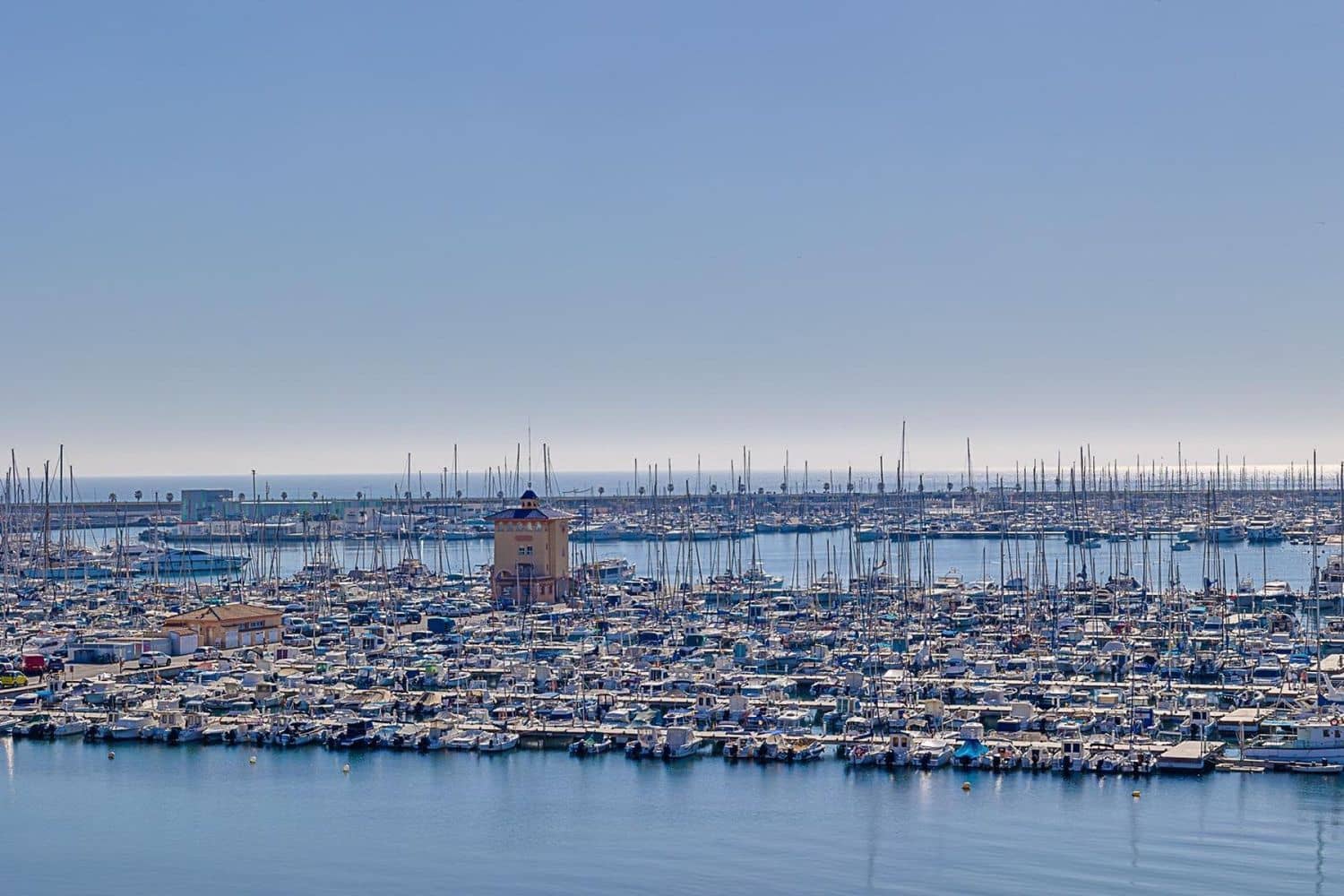 3 Zimmer Apartment zu verkaufen in Torrevieja mit Garage - 259.000 € (Ref: 9535476)