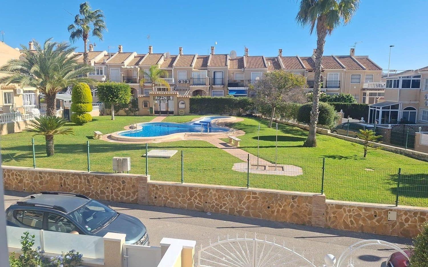 Apartamento de 2 habitaciones en Aguas Nuevas en venta con piscina garaje - 199.800 € (Ref: 9536619)