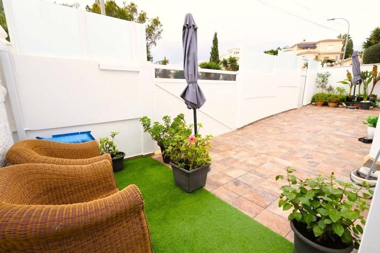 4 Zimmer Villa zu verkaufen in San Miguel de Salinas mit Pool Garage - 435.000 € (Ref: 9536620)