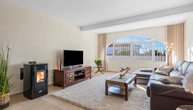 3 camera da letto Villa in vendita in Ciudad Quesada, Rojales con piscina garage - 445.000 € (Rif: 9536621)