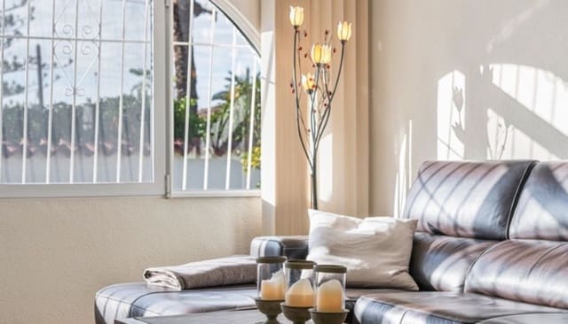 3 camera da letto Villa in vendita in Ciudad Quesada, Rojales con piscina garage - 445.000 € (Rif: 9536621)