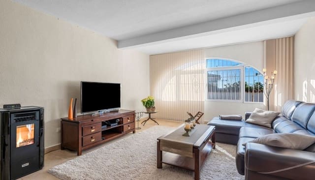 3 camera da letto Villa in vendita in Ciudad Quesada, Rojales con piscina garage - 445.000 € (Rif: 9536621)