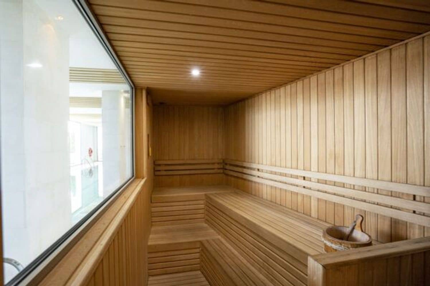 2 sypialnia Apartament na sprzedaż w La Quinta z basenem garażem - 1 299 000 € (Ref: 9554390)