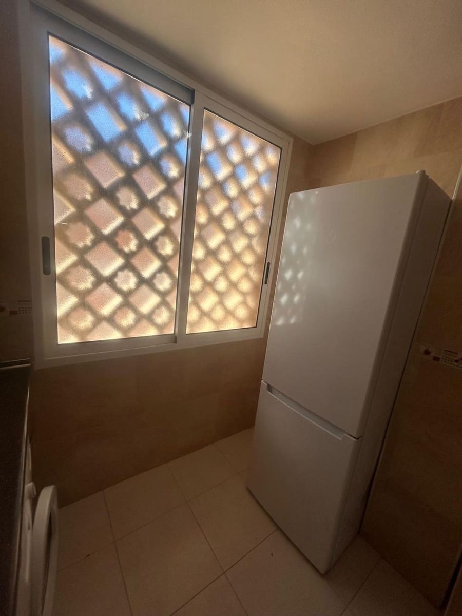 2 Zimmer Apartment zu verkaufen in Torrevieja mit Garage - 209.900 € (Ref: 9554391)