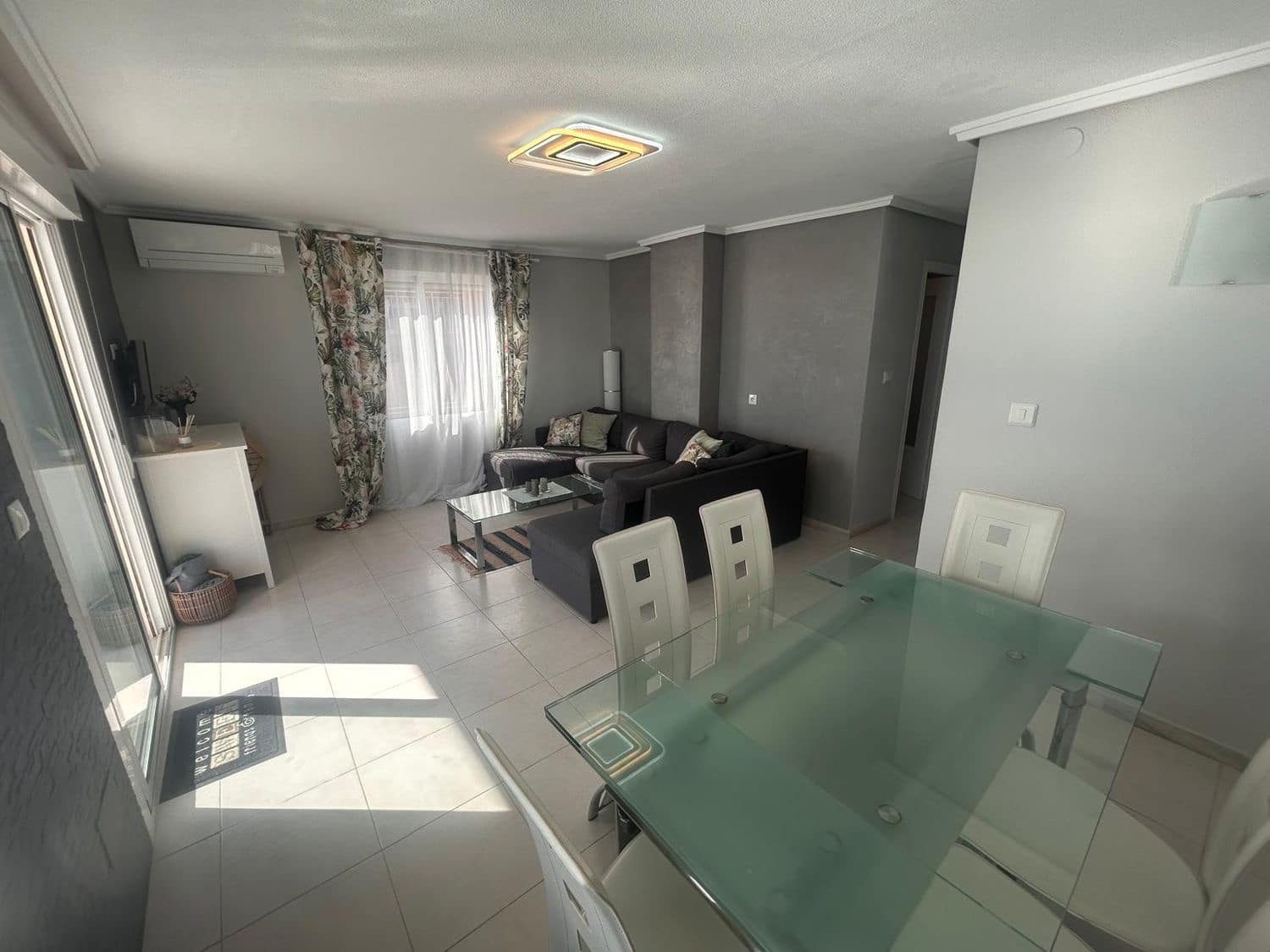 2 Zimmer Apartment zu verkaufen in Torrevieja mit Garage - 209.900 € (Ref: 9554391)