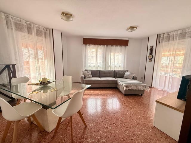 3 soveværelse Lejlighed til leje i Carolinas Bajas, Alicante by med garage - € 1.150 (Ref: 9557474)