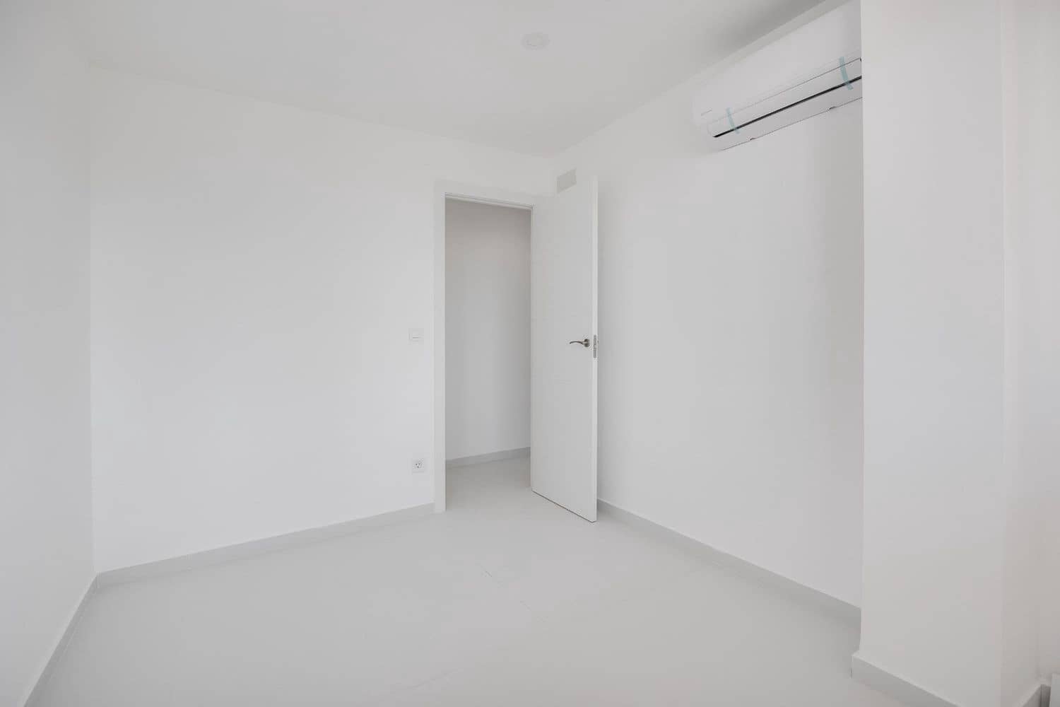 3 camera da letto Appartamento in vendita in Torrevieja con garage - 240.000 € (Rif: 9561371)