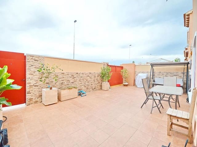 2 soveværelse Lejlighed til salg i Aguas Nuevas, Torrevieja med swimmingpool garage - € 197.000 (Ref: 9564237)