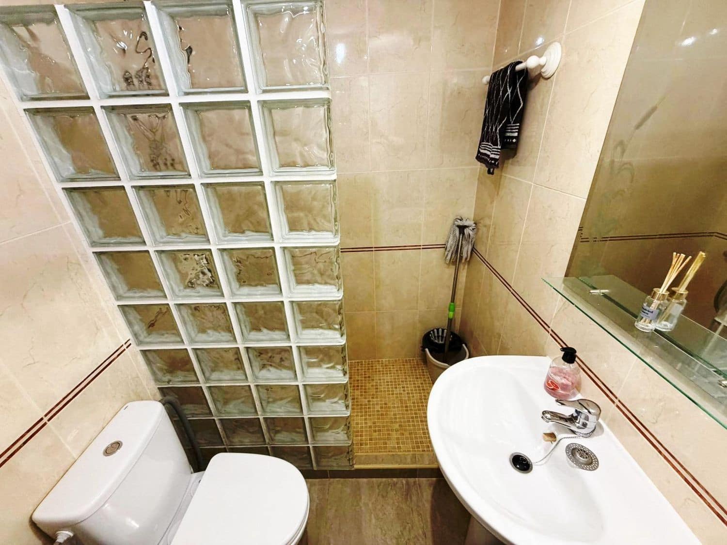 Apartamento de 2 habitaciones en Aguas Nuevas en venta con piscina garaje - 181.000 € (Ref: 9564238)